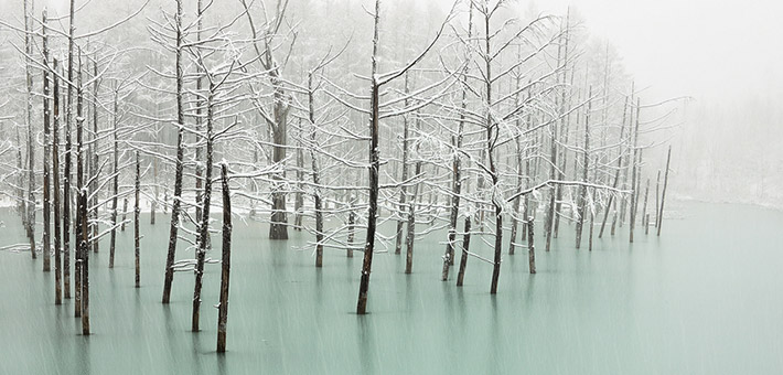 snow-blue-pond-japan