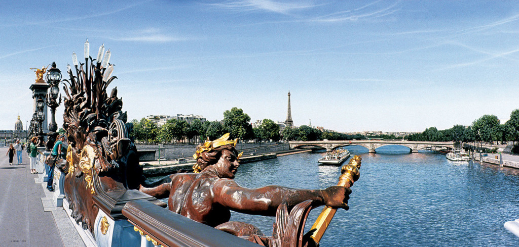 consider-bertrand-meniel-le-pont-alexandre-iii